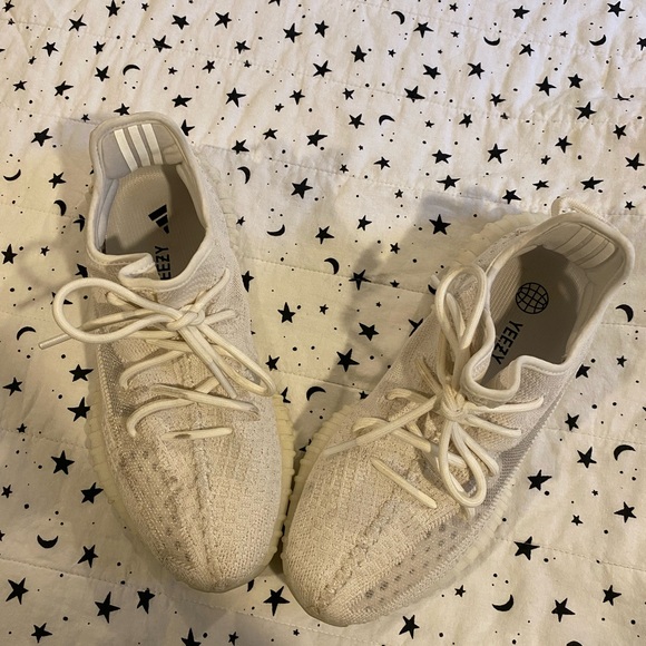 🤍 yeezy V2 350 bone 🤍